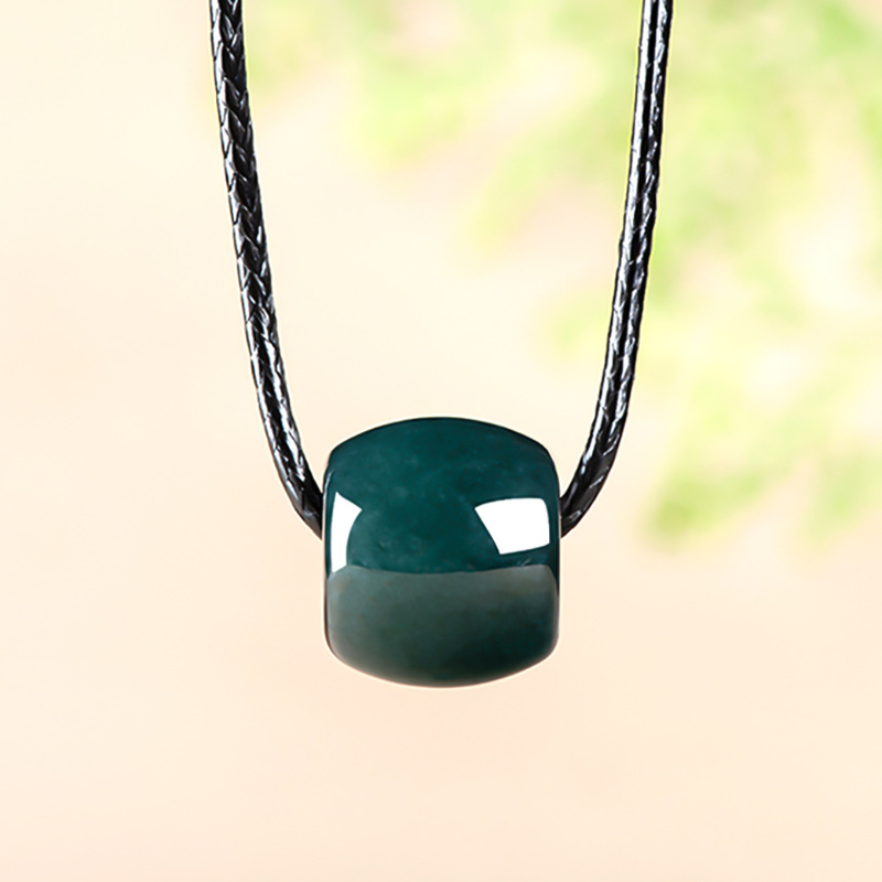 Jewelry & Watches Spółka Z Ograniczoną Odpowiedzialnością Sp Z Oo - Collier pendentif en perles de jadeite