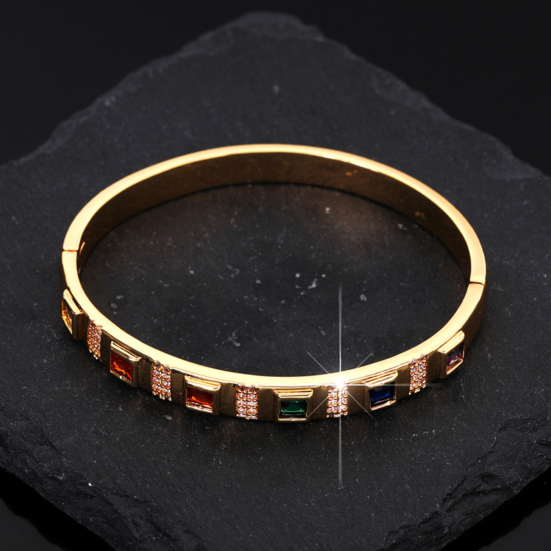 Bracelet de luxe pour homme B& - Cuff Bangle Bracelet avis et prix