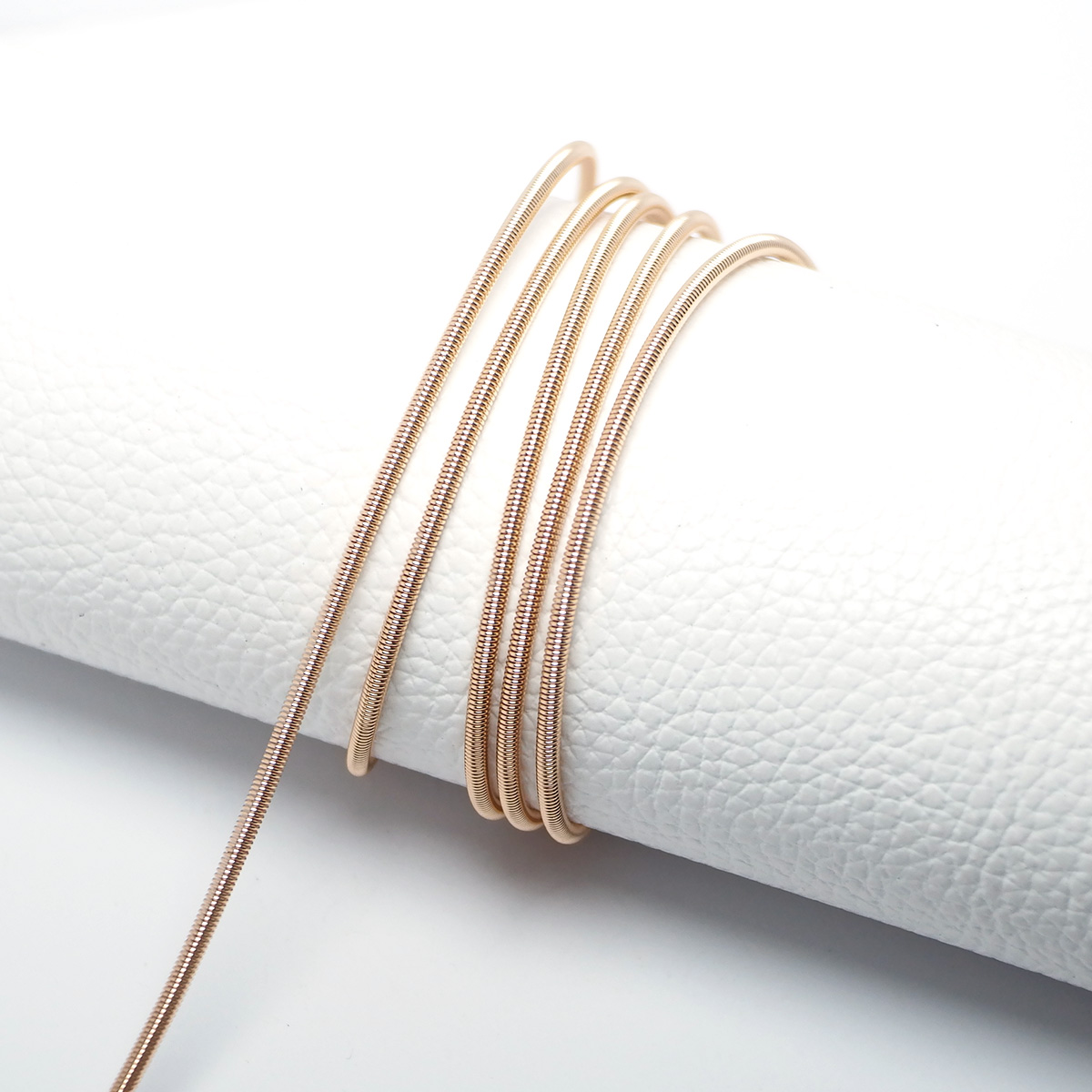 Spring Equi, Collier et Bracel - Rose Gold Bracelet avis et prix
