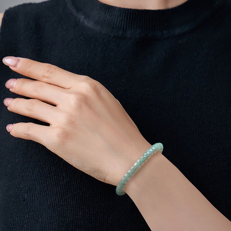 Bracelet en perles de jade de  - Jewelry & Watches Spółka Z Ograniczoną Odpowiedzialnością Sp Z Oo avis et prix