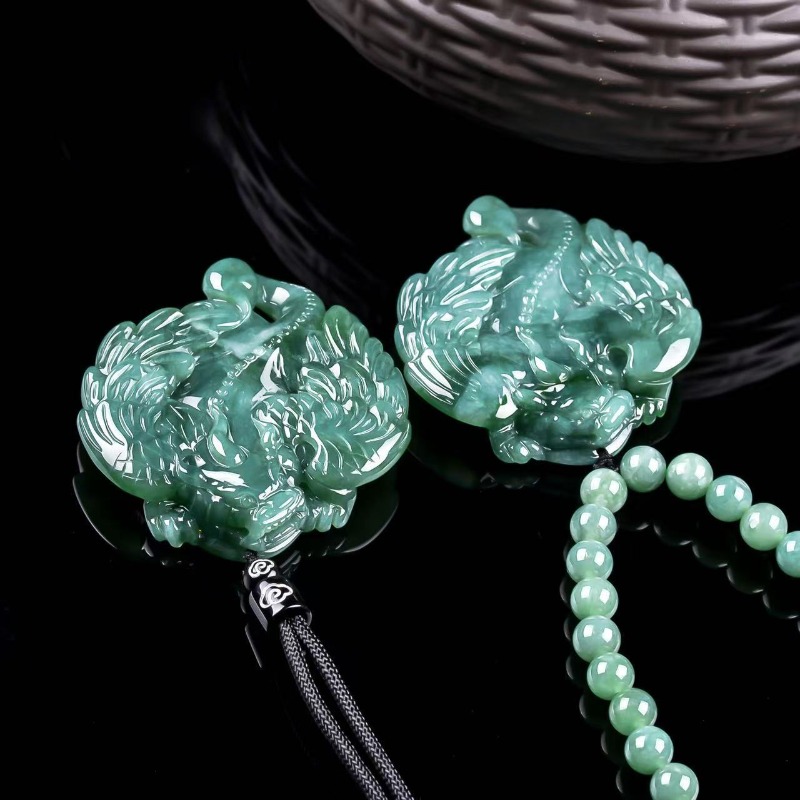Pendentif Apsaras Pixiu volant - Jewelry & Watches Vitopoulos Reviews avis et prix