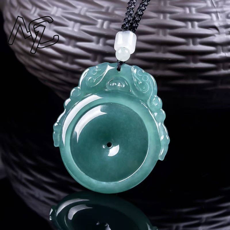 Pendentif Dragon en Jadeite Na - Jewelry & Watches Vitopoulos Reviews avis et prix