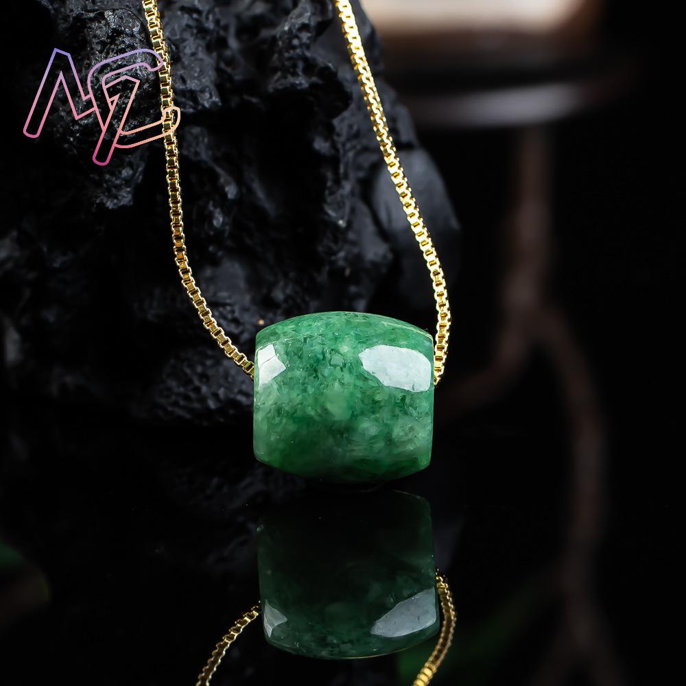 Pendentif en perles de Jade vé - Necklace Pendant avis et prix