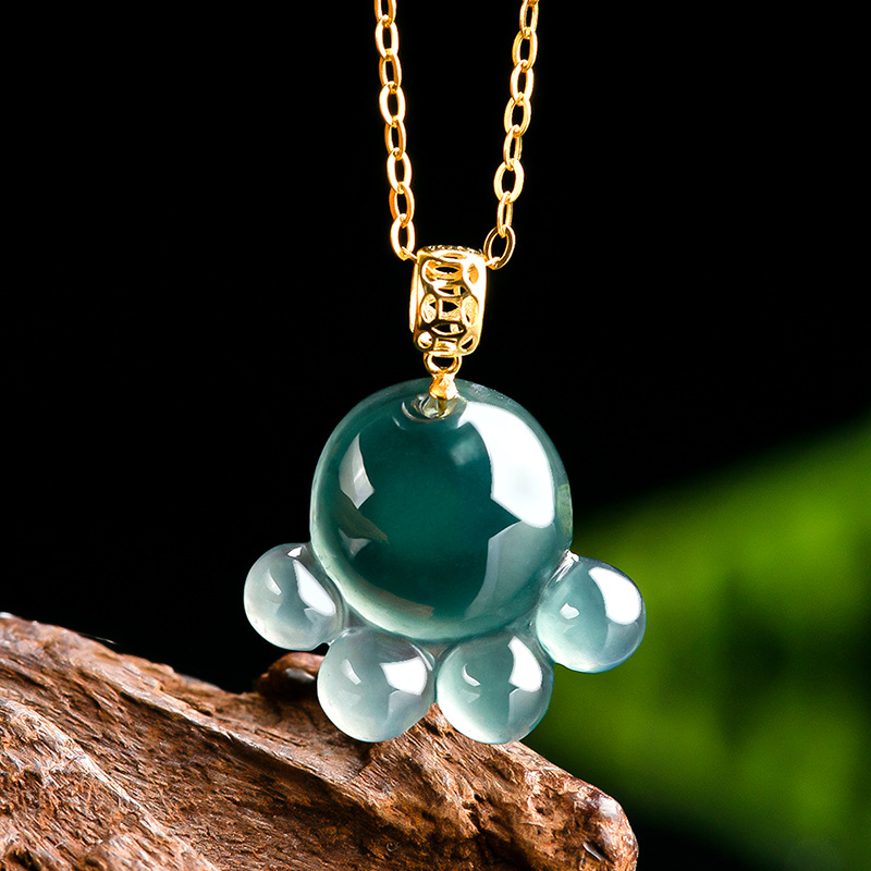 Collier pendentif patte de cha - Necklace Pendant avis et prix