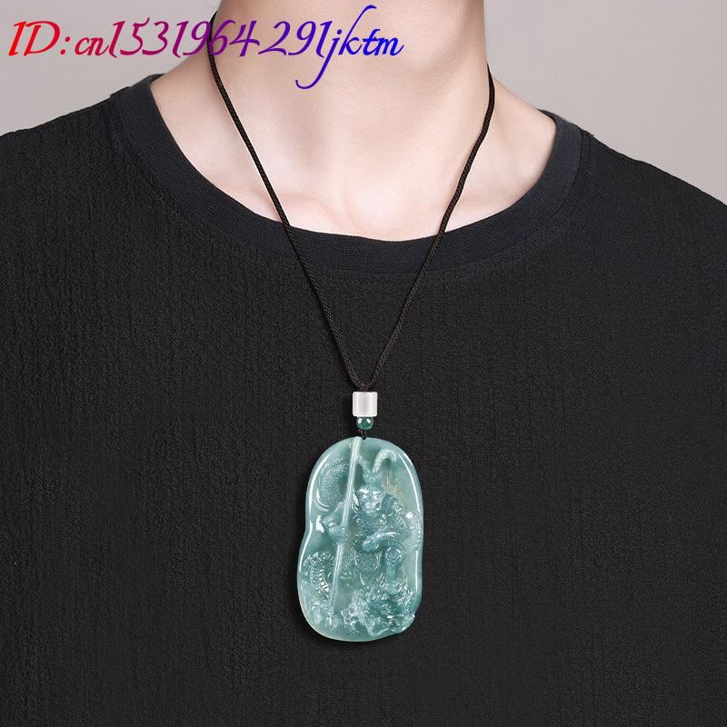 Collier pendentif Roi Singe en - Necklace Pendant avis et prix